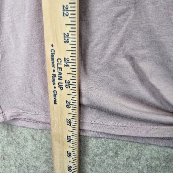 Express One Eleven Mauve Long Sleeve V-Neck Top With Front Tie Detail - Picture 4 of 5